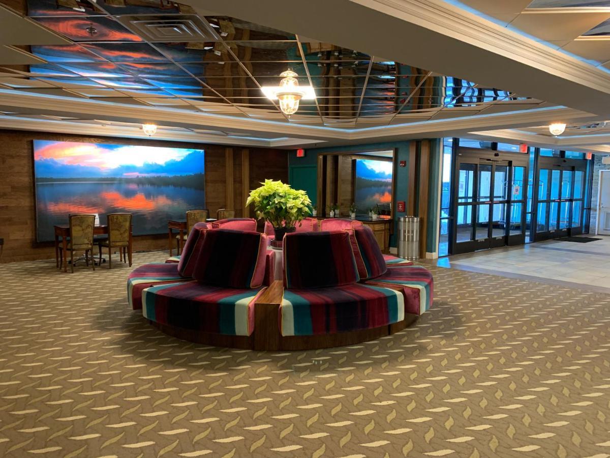 Split Rock Resort Lake Harmony Exterior photo