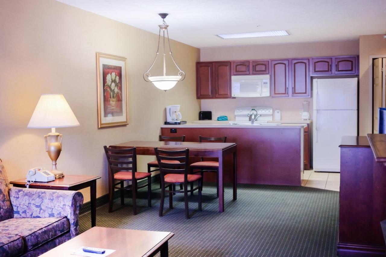 Split Rock Resort Lake Harmony Exterior photo