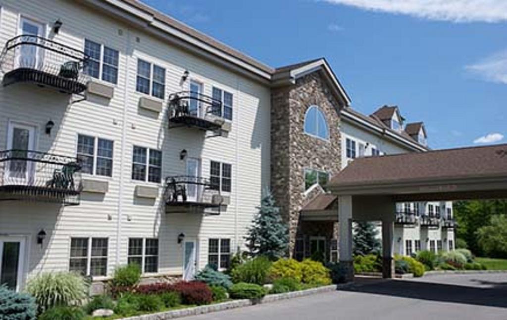 Split Rock Resort Lake Harmony Exterior photo